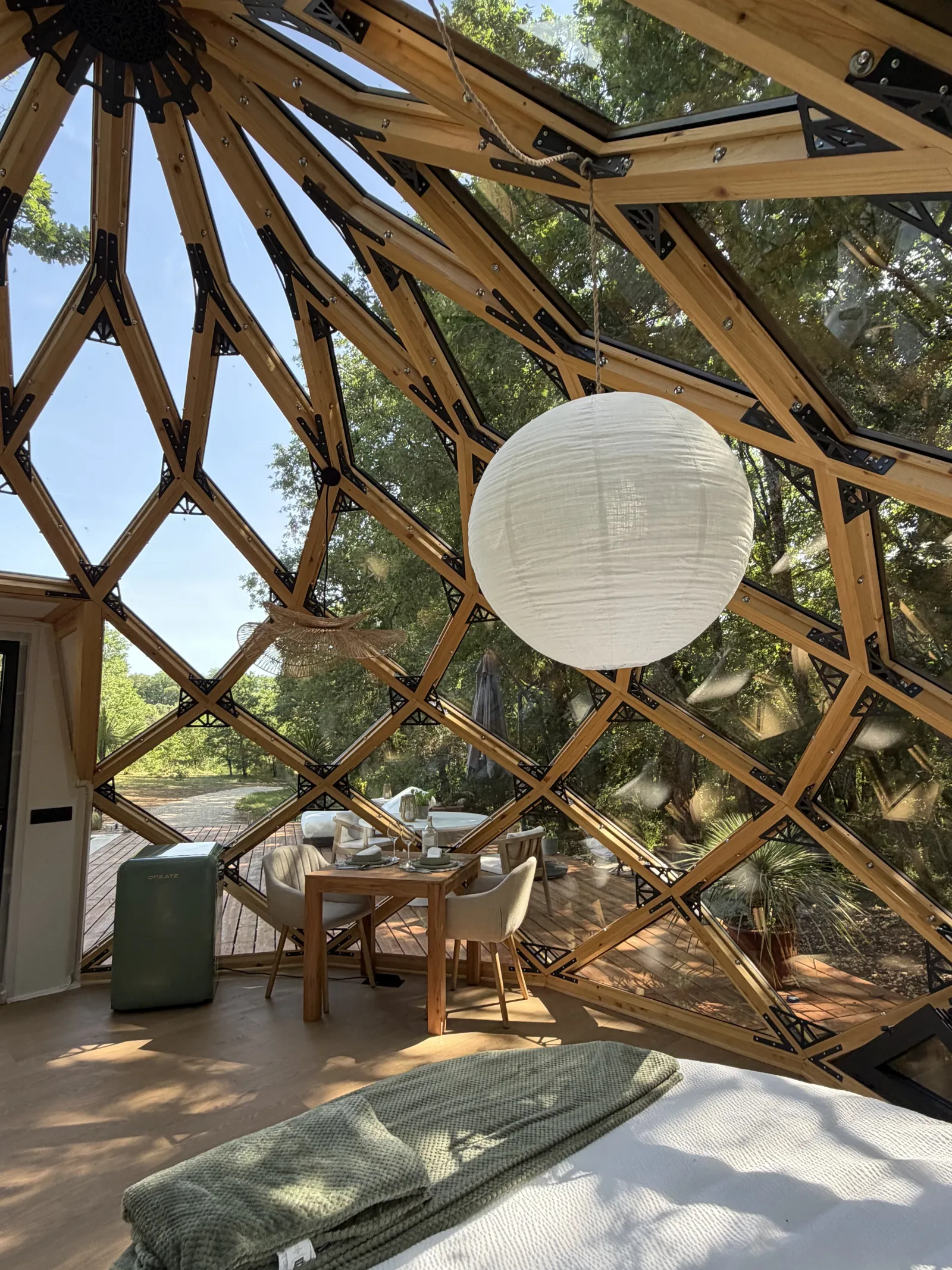 Chambre zome sous les étoiles à Mauroux