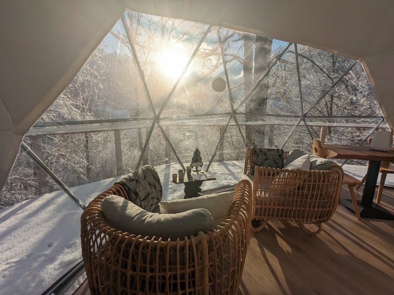 Dôme du Paradis & demi-pension : Dôme en Rhône-Alpes (Auvergne-Rhône-Alpes) – dôme à Saint-Jean-D’Aulps, Haute-Savoie