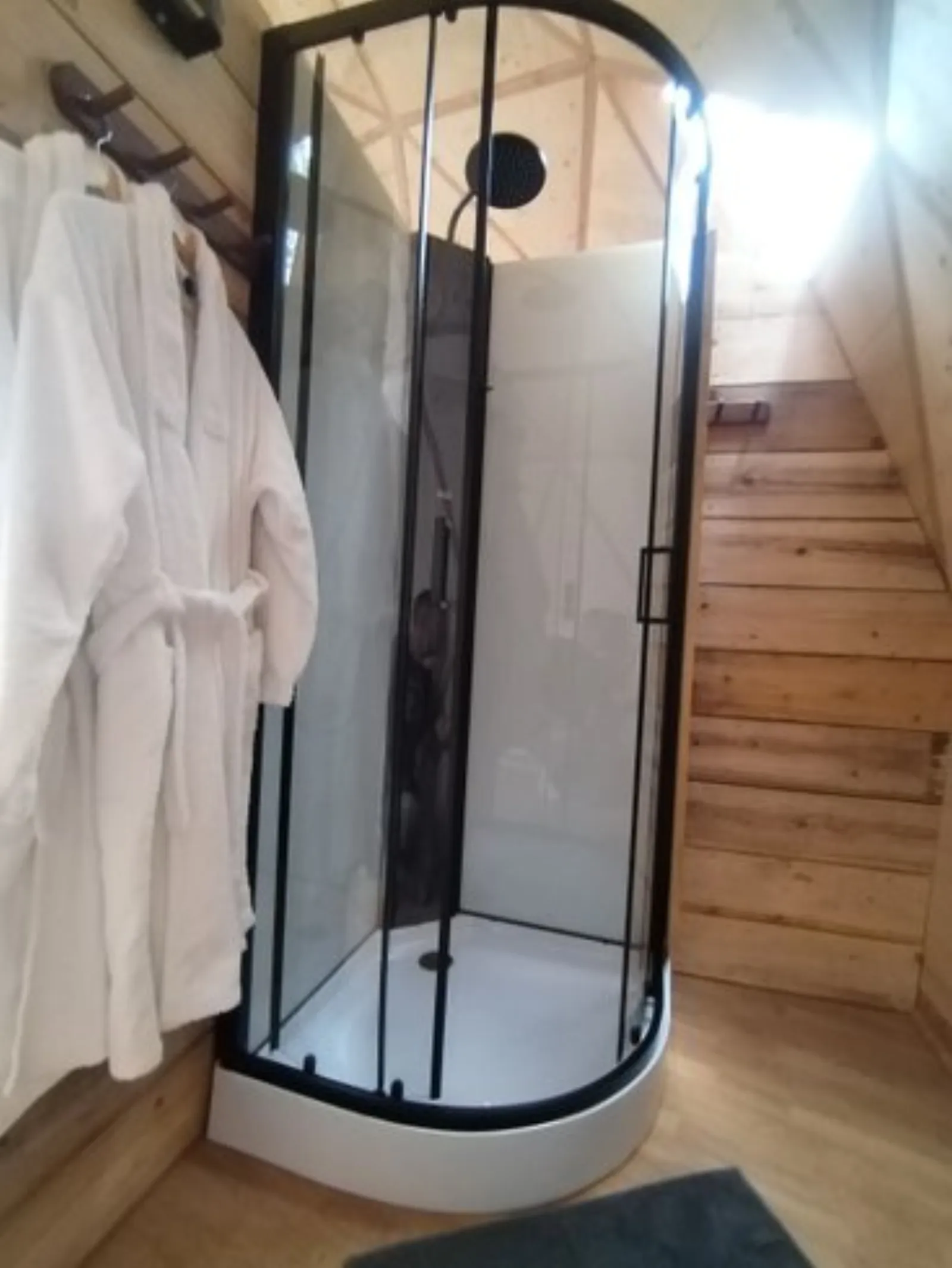 Le Dôme de Draëck & Sauna privatif : Dôme en Nord-Pas-de-Calais (Hauts-de-France) - photo 11 sur 21