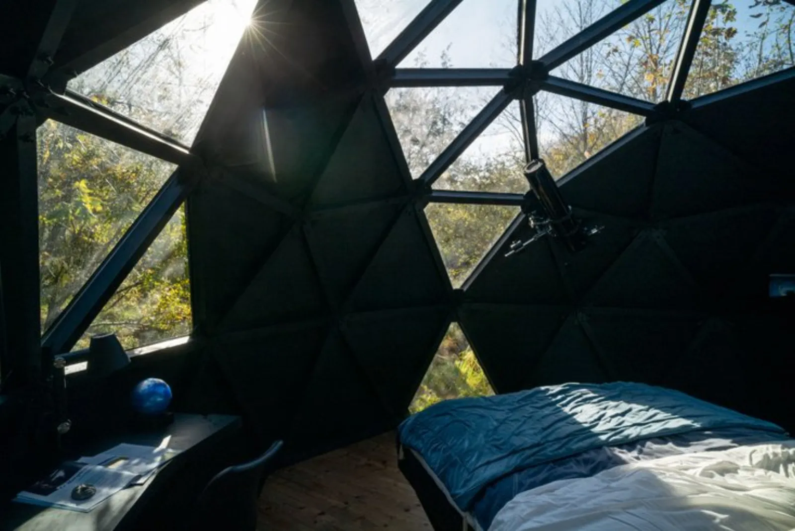 Chambre dôme sous les étoiles à Saint-Quentin-En-Tourmont