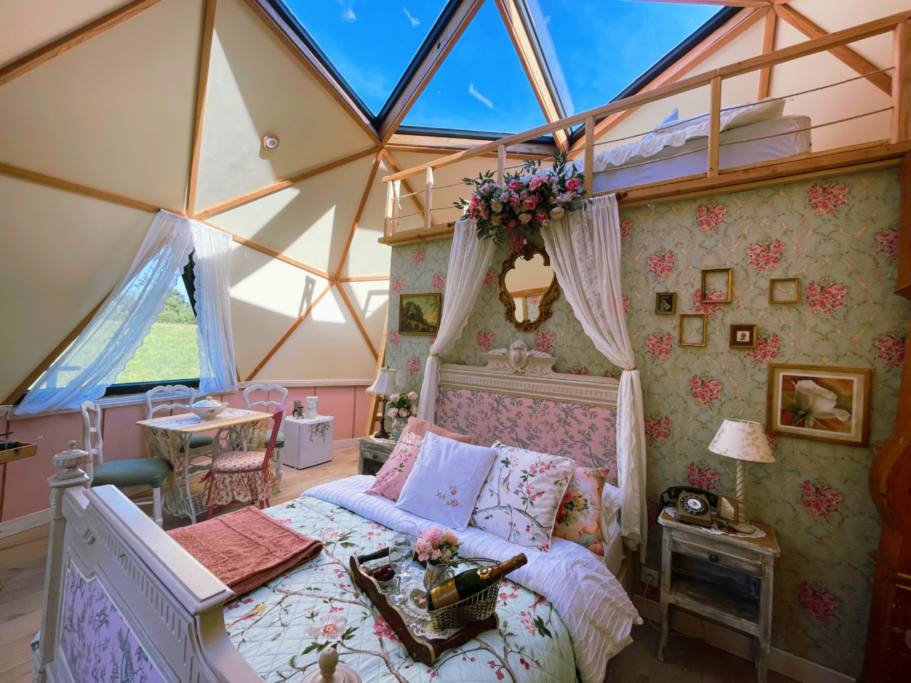 Chambre dôme sous les étoiles à Cerisy-la-Forêt