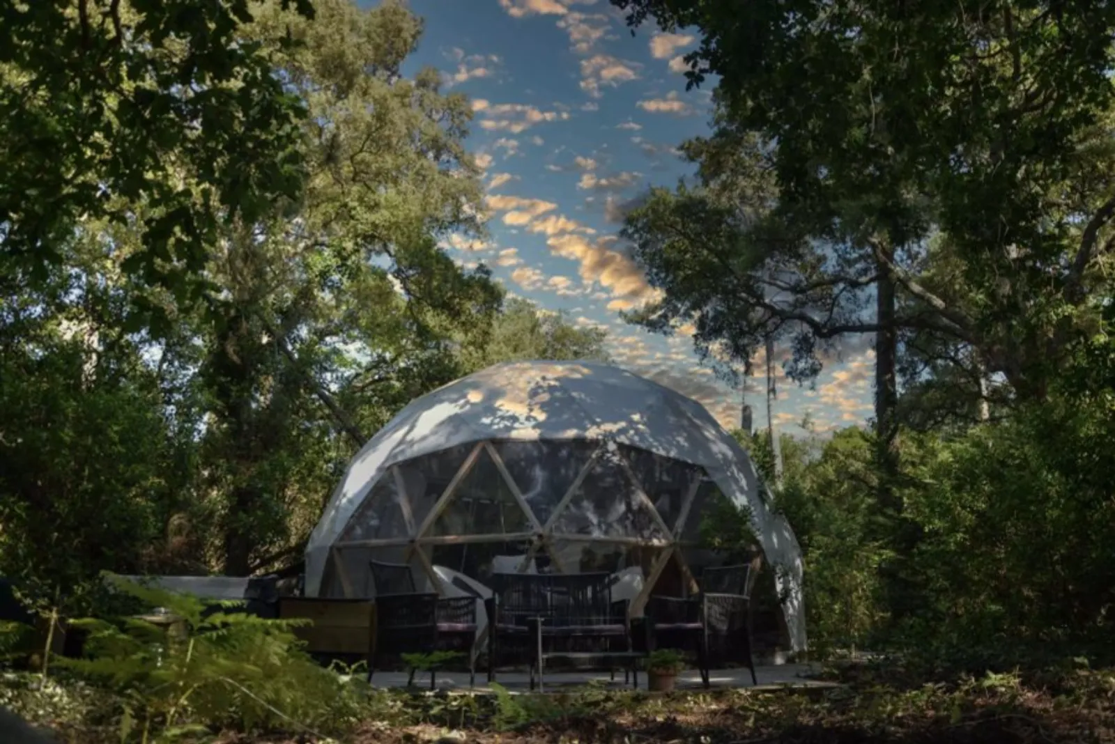 La Géode : Dôme en Aquitaine (Nouvelle Aquitaine) - vue extérieure