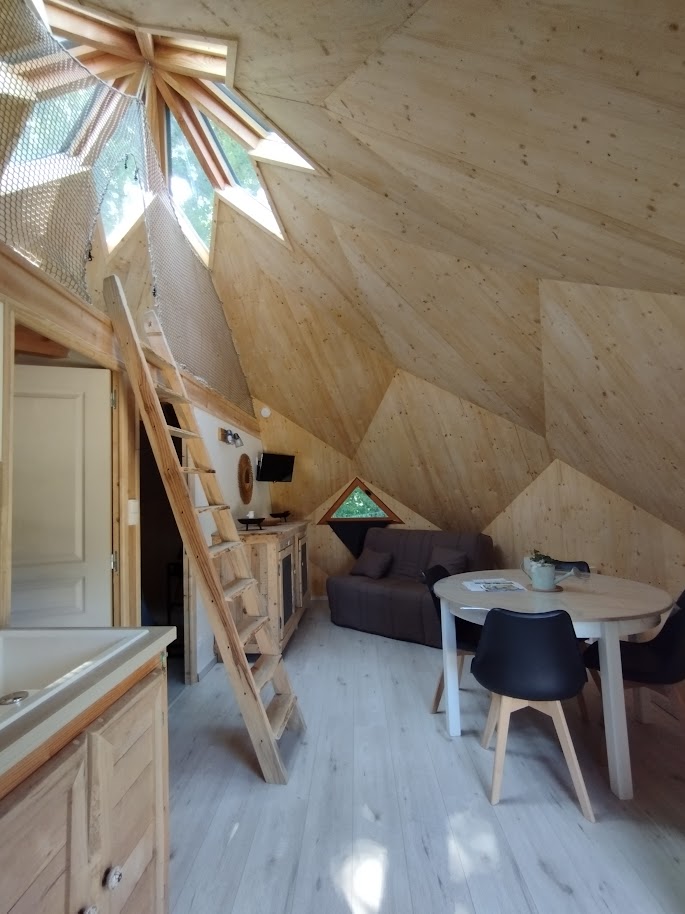 Chambre zome sous les étoiles à Fontenoy