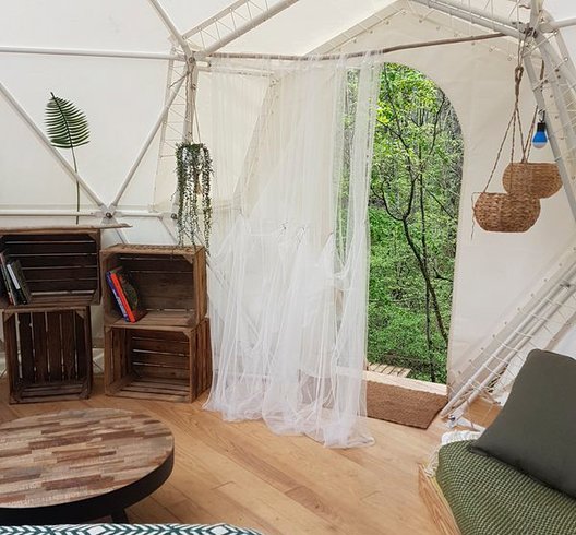 Intérieur dôme à Vebron