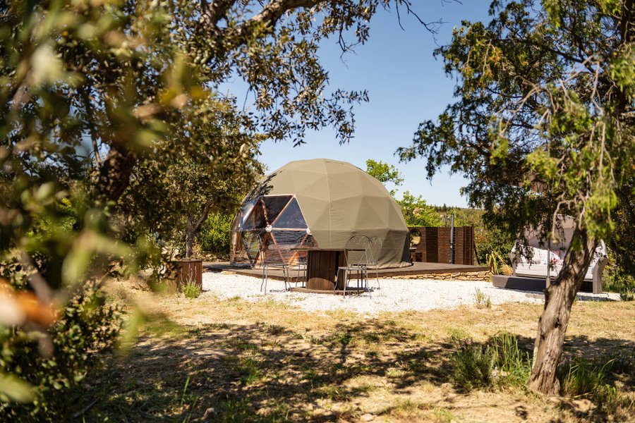 Le Dôme du Mas Berrugues : Dôme en Languedoc-Roussillon (Occitanie) – dôme à Belesta, Pyrénées-Orientales