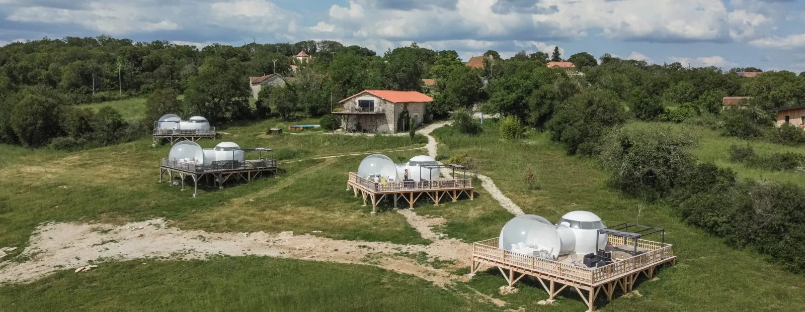 Équipements de la bulle à Cabrerets
