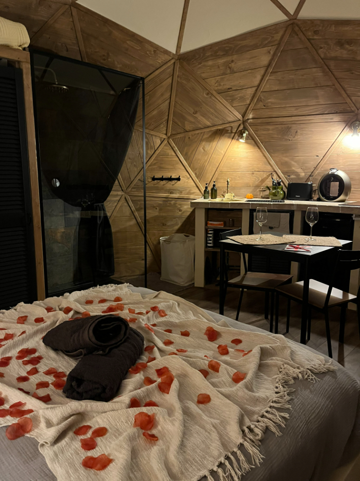 Nuit insolite dans un dôme en bois – photo 15 sur 22