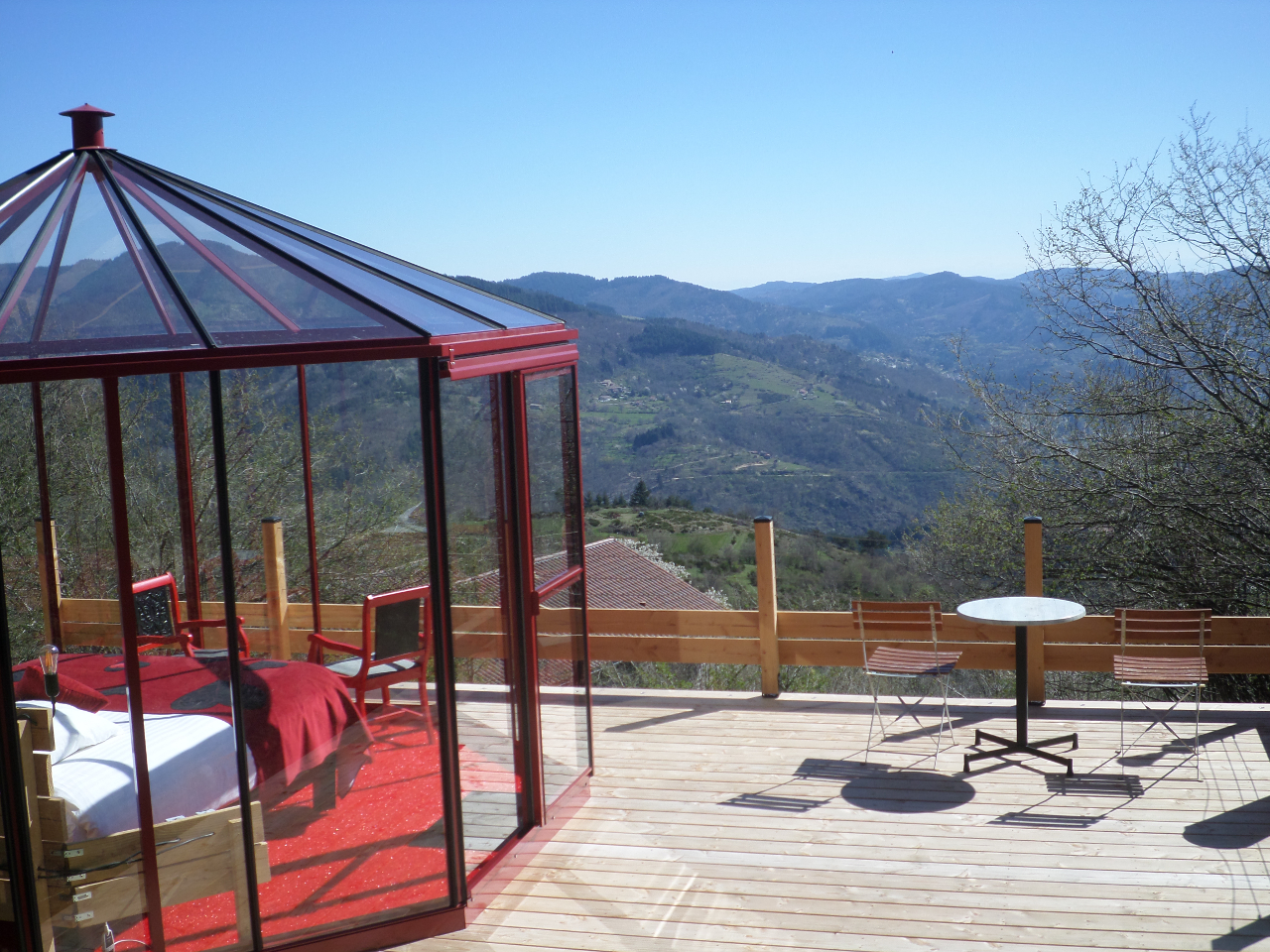 Nuits D'y Cîmes : Hébergements insolites, Bulle et Spa Ardèche, Auvergne Rhône Alpes – photo 20 sur 21