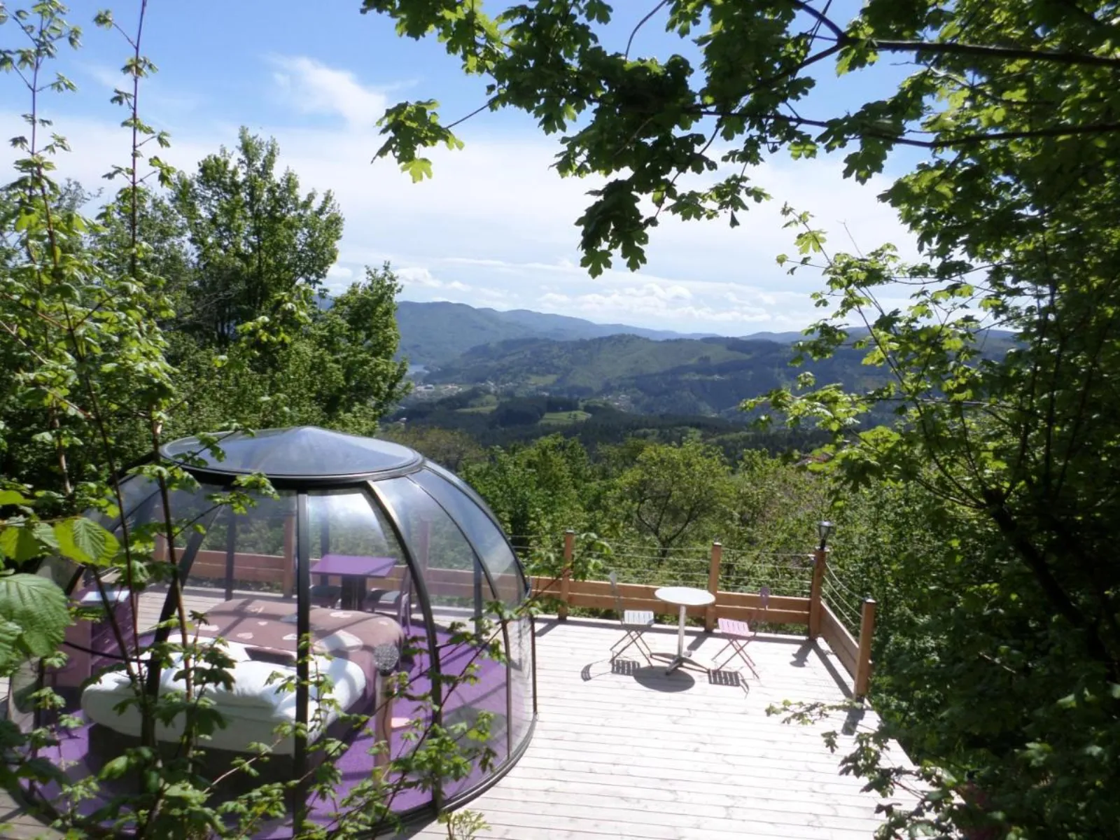 Chambre bulle sous les étoiles à Jaunac