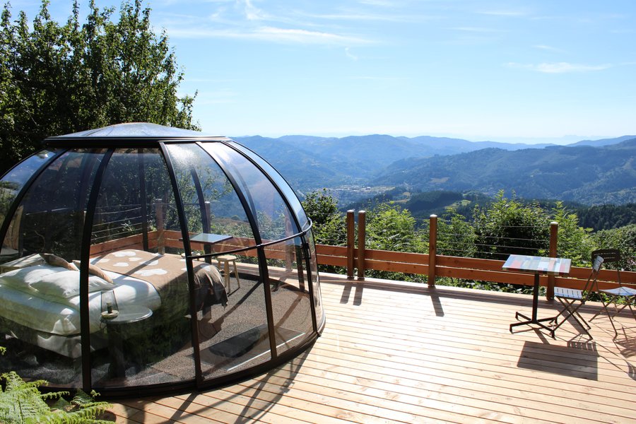Dôme Coton, accès piscine & SPA : Dôme en Rhône-Alpes (Auvergne-Rhône-Alpes) – vue extérieure
