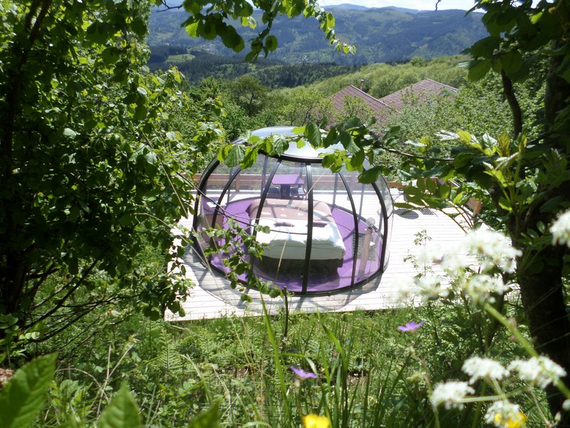 Dôme Romance, accès piscine & SPA : Dôme en Rhône-Alpes (Auvergne-Rhône-Alpes) – vue extérieure