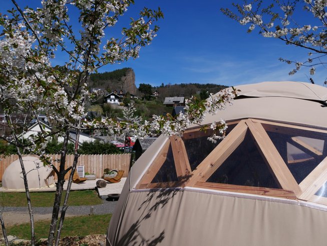 Dôme toile et bois - pour une nuit 