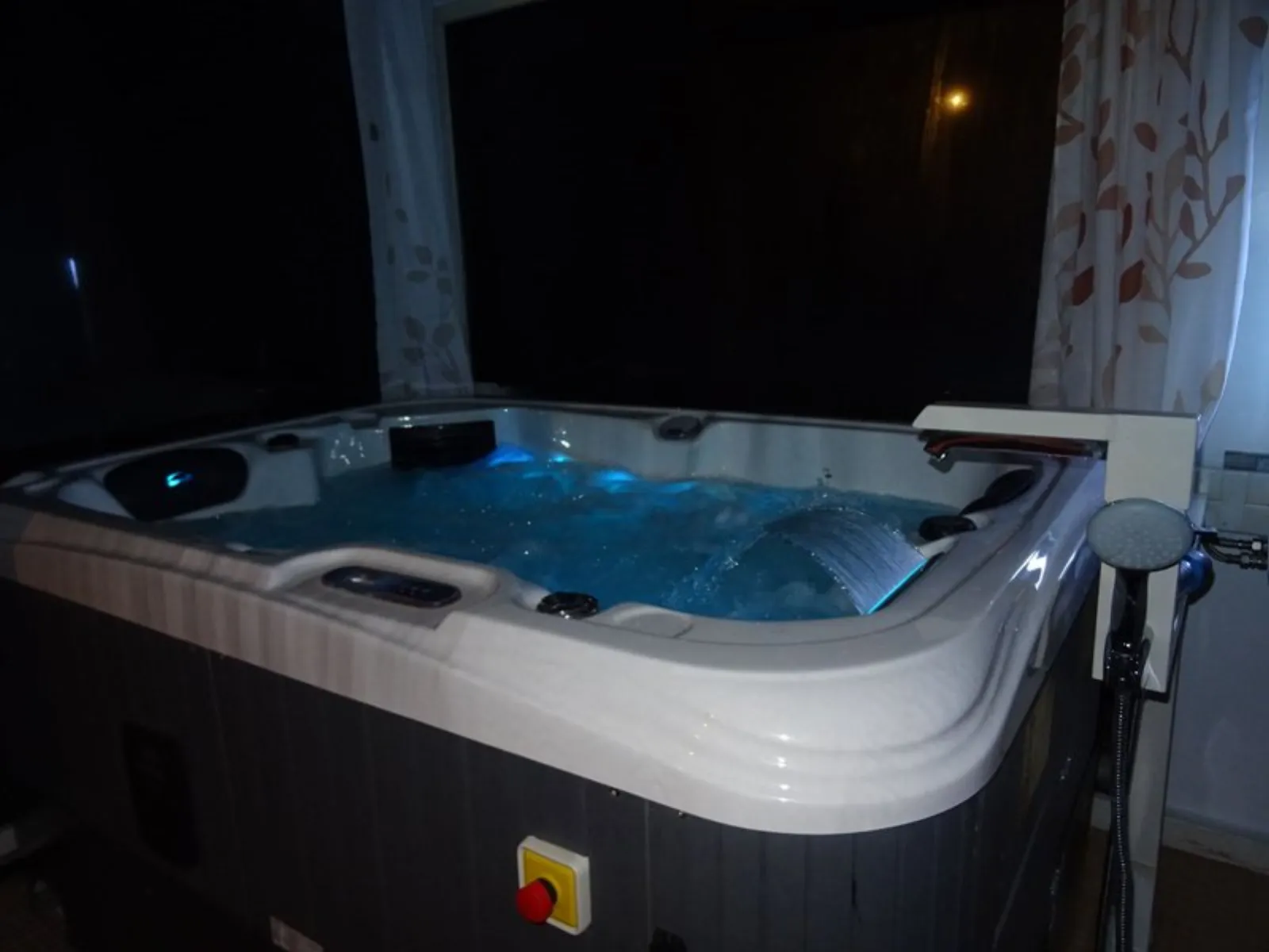 Bulle Spa sous les Pins : Bulle en Provence-Alpes-Côte d'Azur - photo 10 sur 26