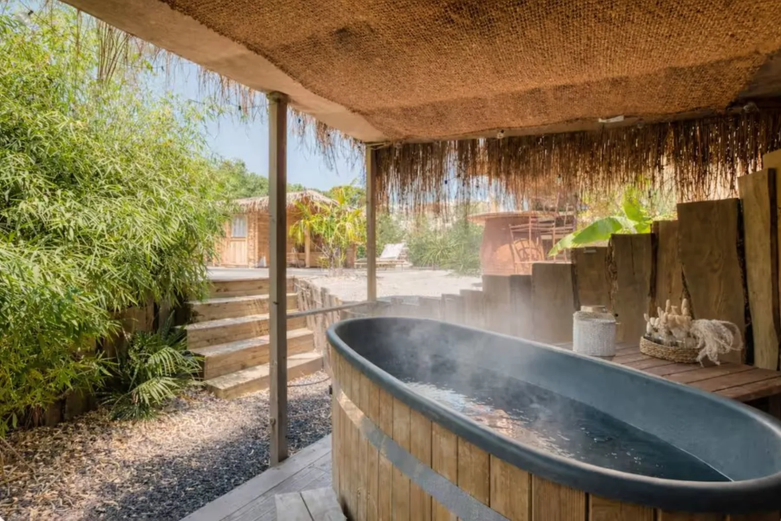 BOHO LODGE & Spa : Bulle en Rhône-Alpes (Auvergne-Rhône-Alpes) - photo 19 sur 21