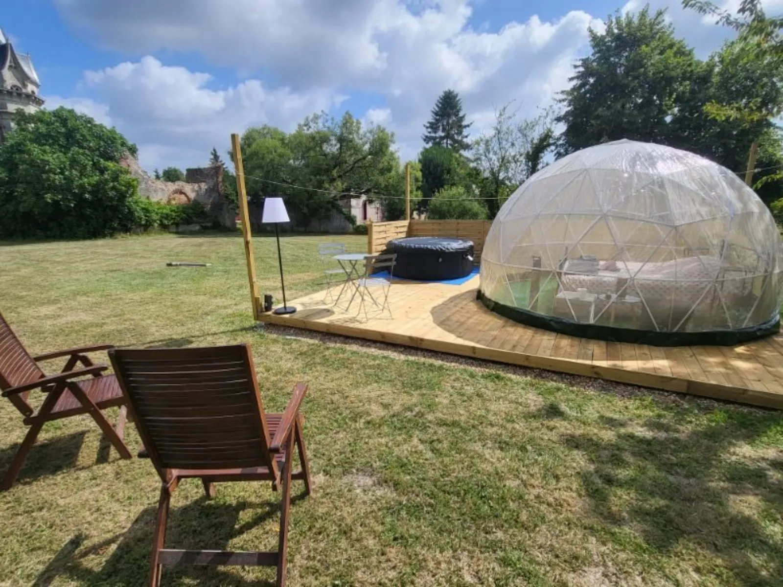 Équipements de la bulle à Villiers Au Bouin