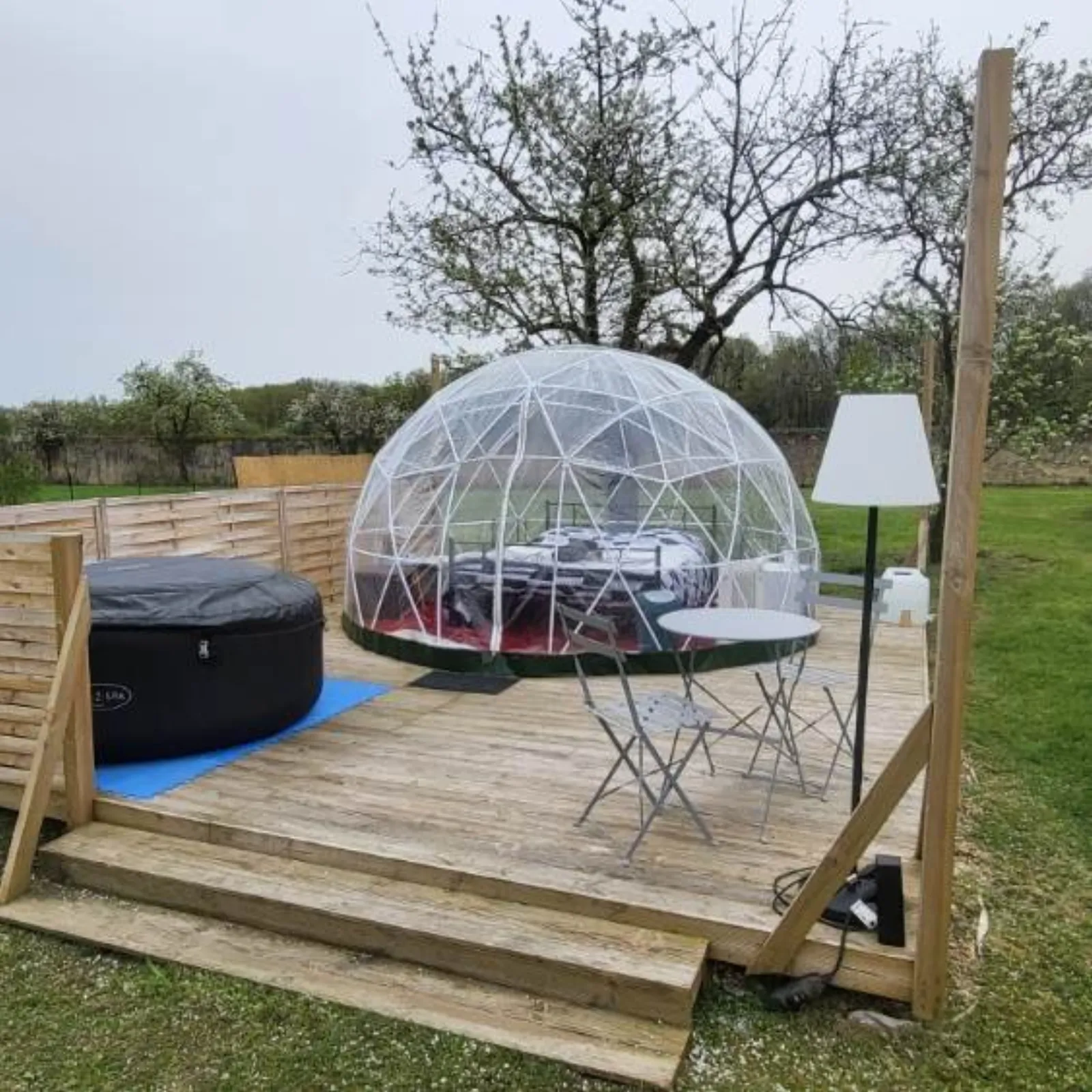 Jolie bulle sous les étoiles & Spa : Bulle en Centre (Centre-Val de Loire) - photo 11 sur 13