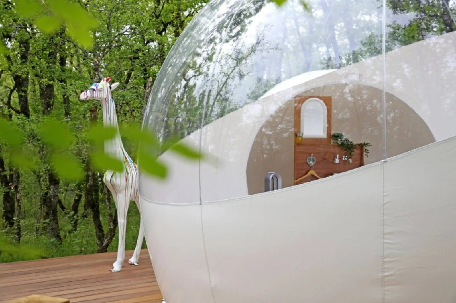Chambre bulle sous les étoiles à Cahuzac Sur Vère