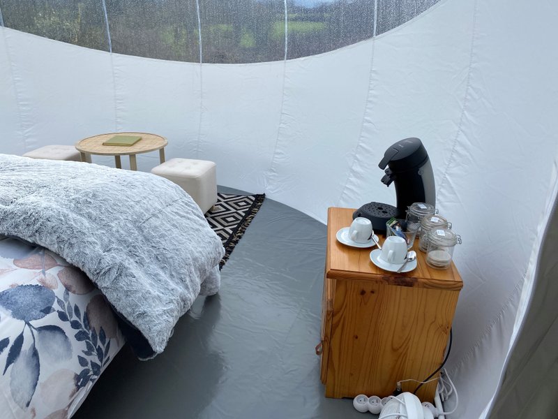 Chambre bulle sous les étoiles à Argentonnay