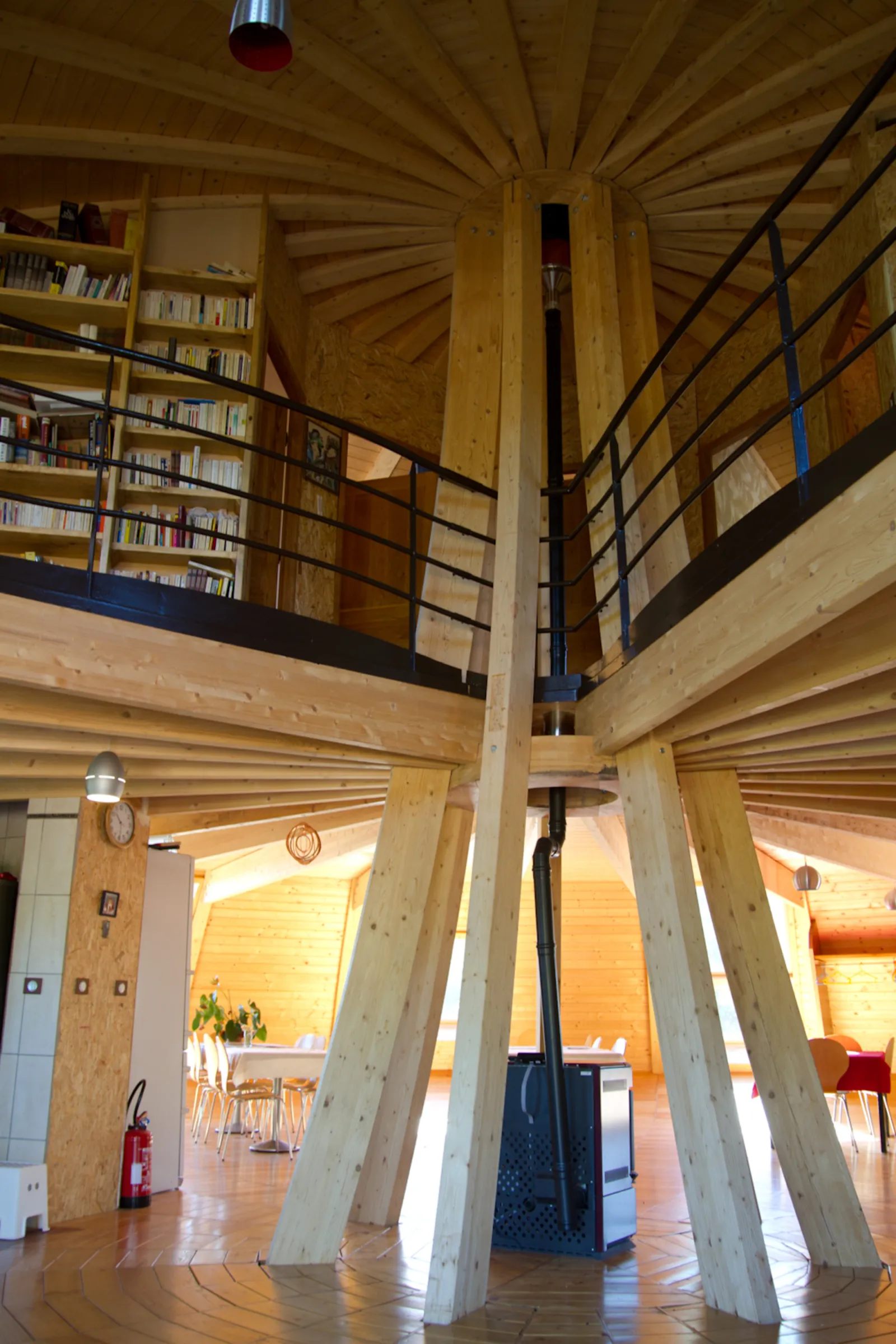Dôme de Montmiral - Chambre dans un dôme en bois rotatif (Castelnau-de-Montmiral, Tarn) - photo 11 sur 12
