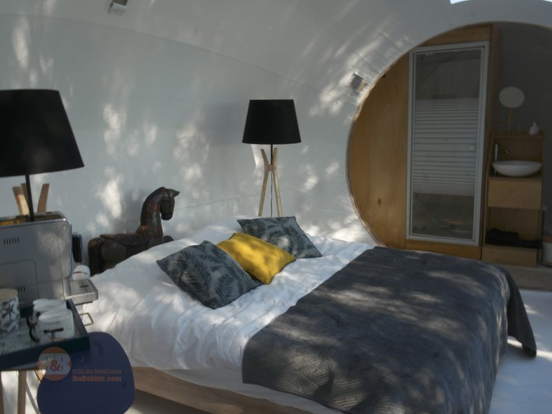 Chambre bulle sous les étoiles à Drincham