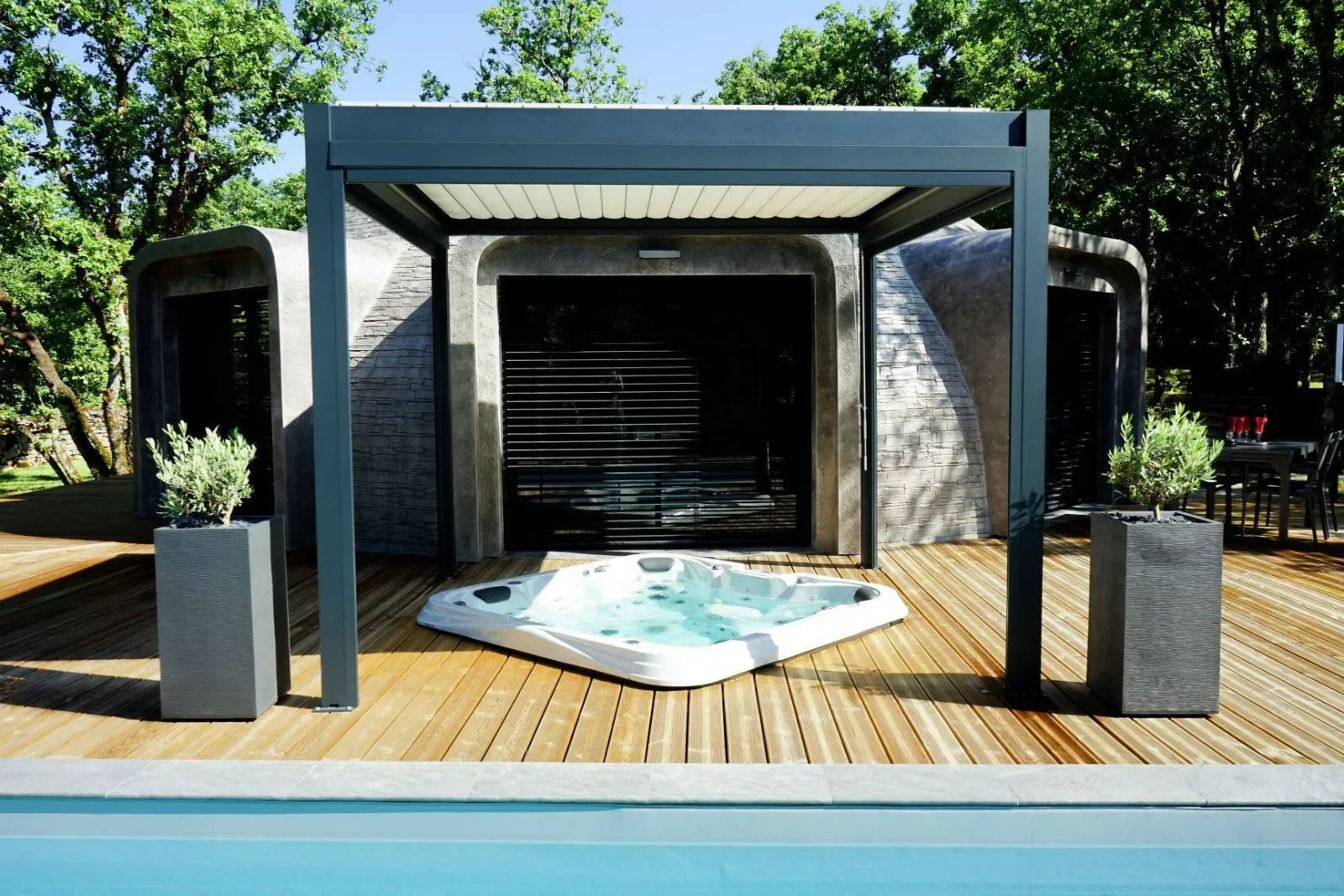 Game of Dome - maison dôme de luxe avec piscine chauffée et spa (Chartrier-Ferrière, Corrèze) - photo 6 sur 48