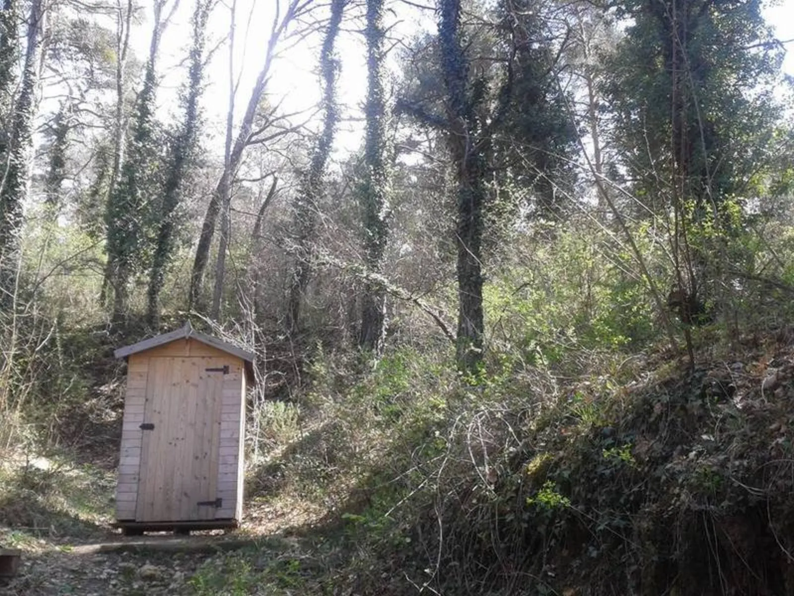 La Bulle des Nymphes : Bulle en Provence-Alpes-Côte d'Azur - cadre naturel Alpes-de-Haute-Provence