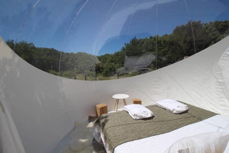 Chambre bulle sous les étoiles à La Garde-Adhémar