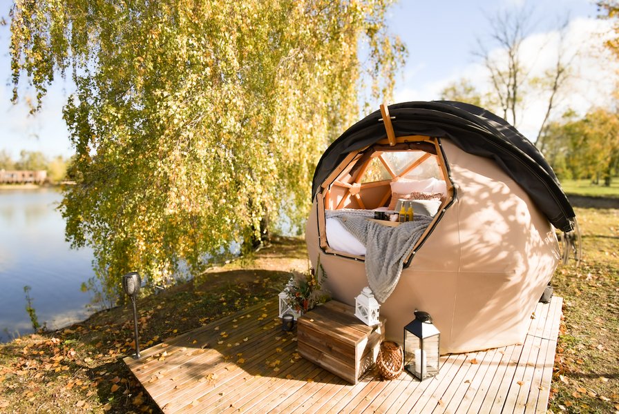 Chambre bulle sous les étoiles à Gravon