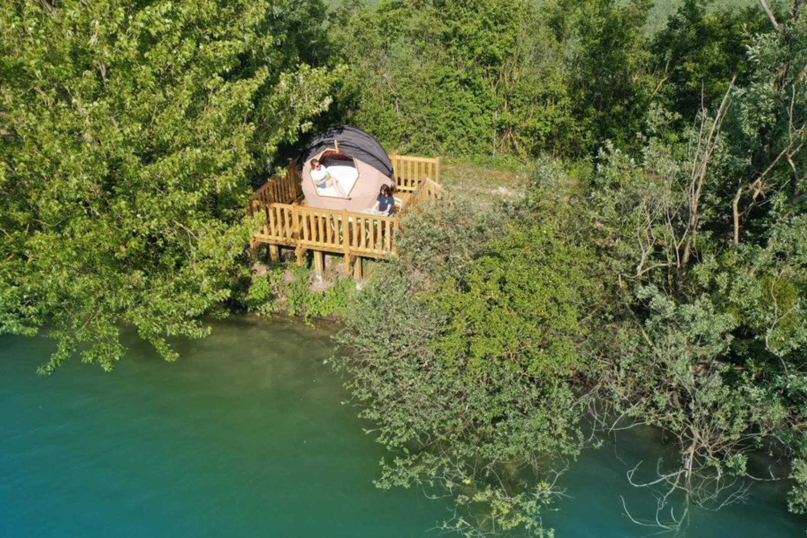 Bulle sur pilotis - bulle à Gravon, Seine-et-Marne
