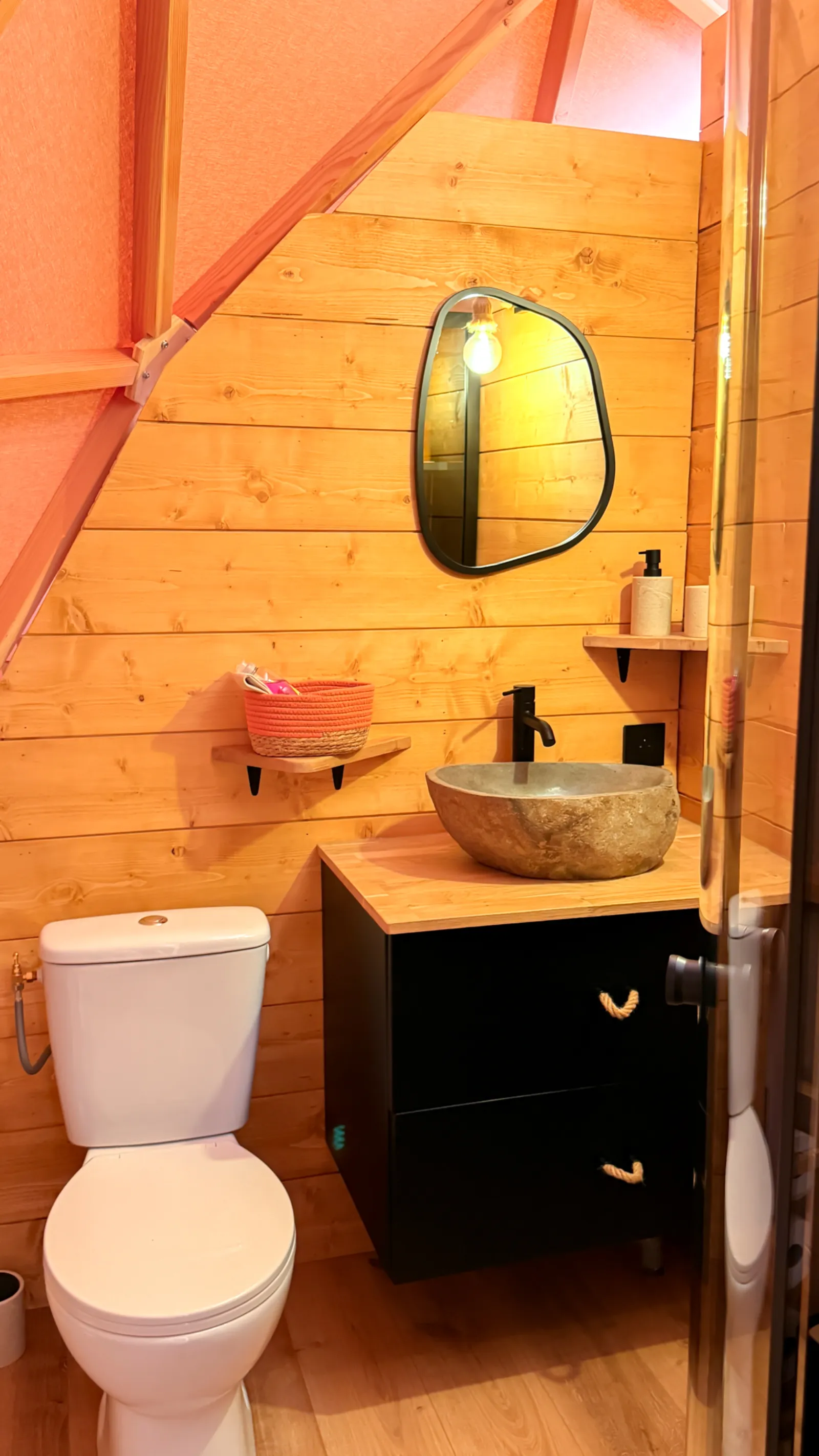 Luméa Dôme & Spa - Dôme avec jacuzzi privatif près de Nice (Tourrette-Levens, Alpes-Maritimes) - photo 8 sur 19