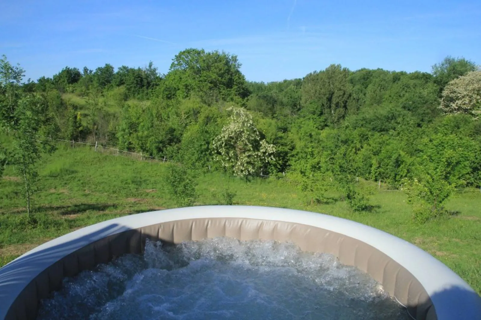 Bulle Spa Vénus : Bulle en Midi-Pyrénées (Occitanie) - cadre naturel Tarn-et-Garonne