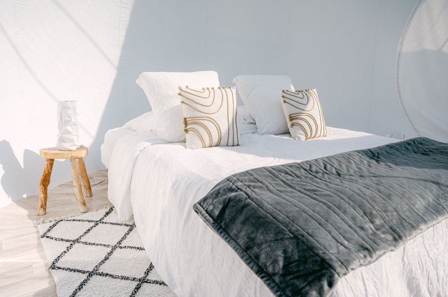 Bulle de Luxe & Spa Caresse : Bulle en Midi-Pyrénées (Occitanie) – vue extérieure