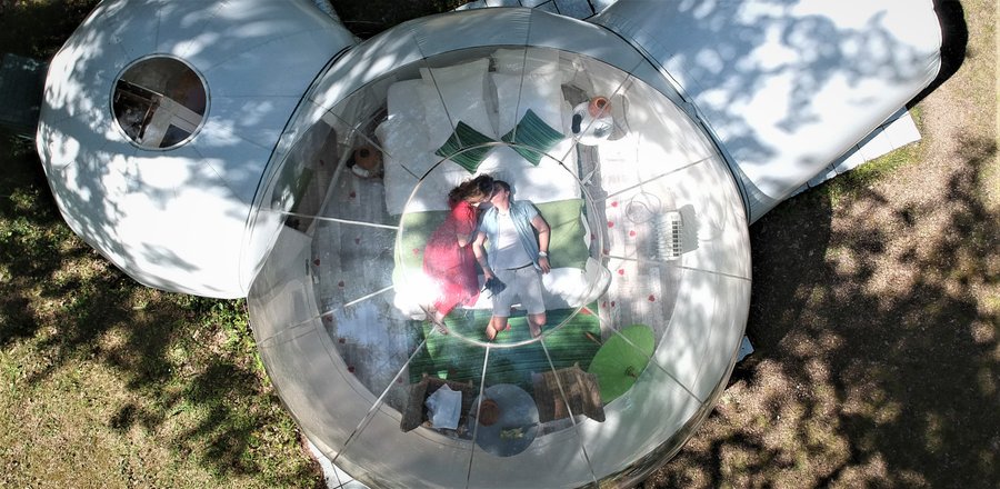 Chambre bulle sous les étoiles à Najac
