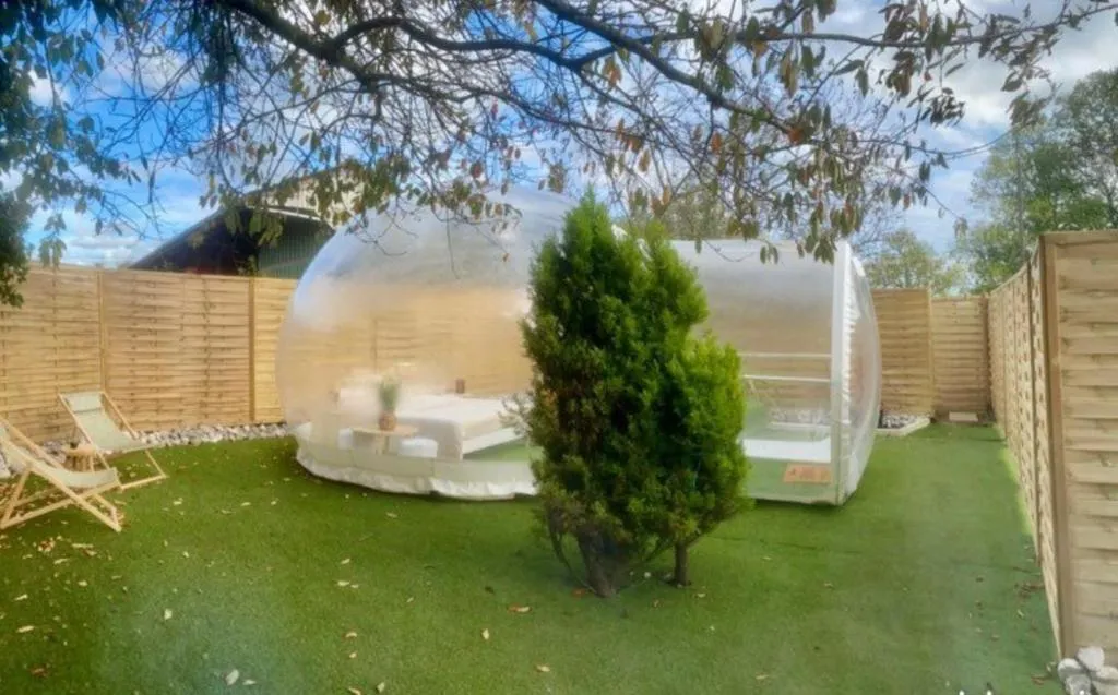 Somme n'en Bulle - Bulle étoilée avec jacuzzi privatif (Embreville, Somme) - vue extérieure