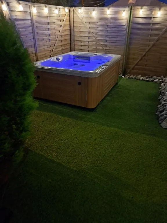 Somme n'en Bulle - Bulle étoilée avec jacuzzi privatif (Embreville, Somme) - photo 9 sur 10