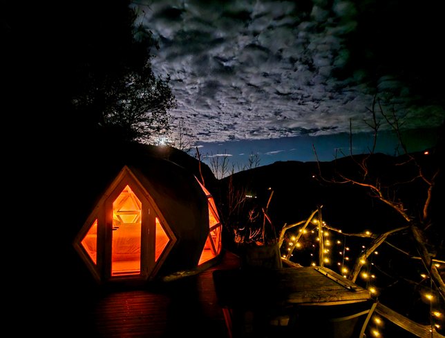 Dôme Sweet Dream & spa avec vue rivière : Dôme en Midi-Pyrénées (Occitanie) – dôme à Réquista, Aveyron