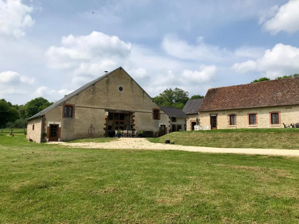 Bulle de l'Élevage Girbal - Bulle pour deux avec terrasse et jardin (La Chapelotte, Cher) - cadre naturel Cher