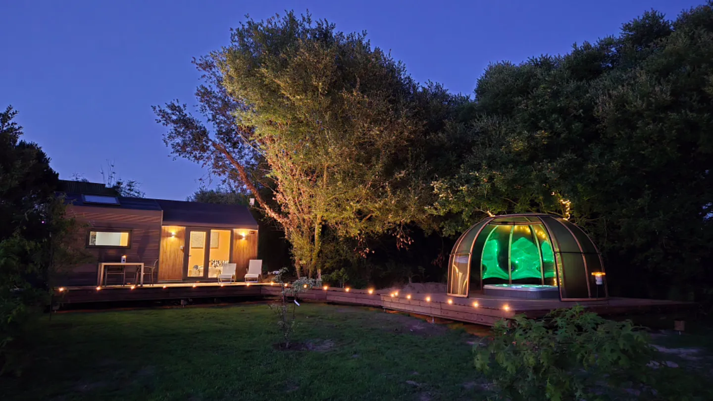 Tiny house dôme avec jacuzzi privatif en Bretagne (Yvias, Côtes-d'Armor) - photo 10 sur 30