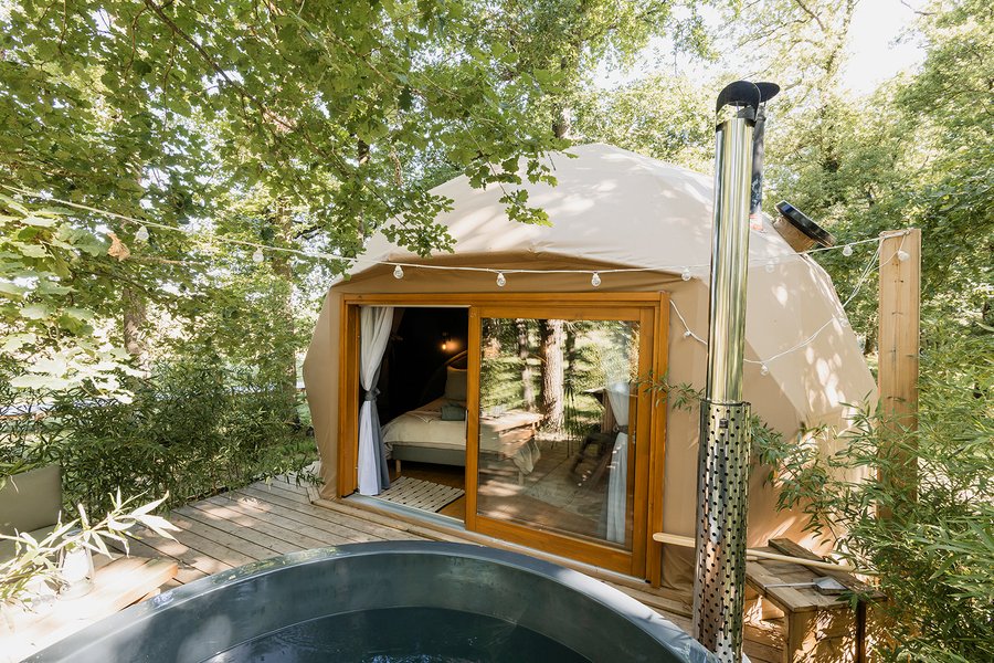 Dôme Manaka : Dôme en Midi-Pyrénées (Occitanie) – vue extérieure