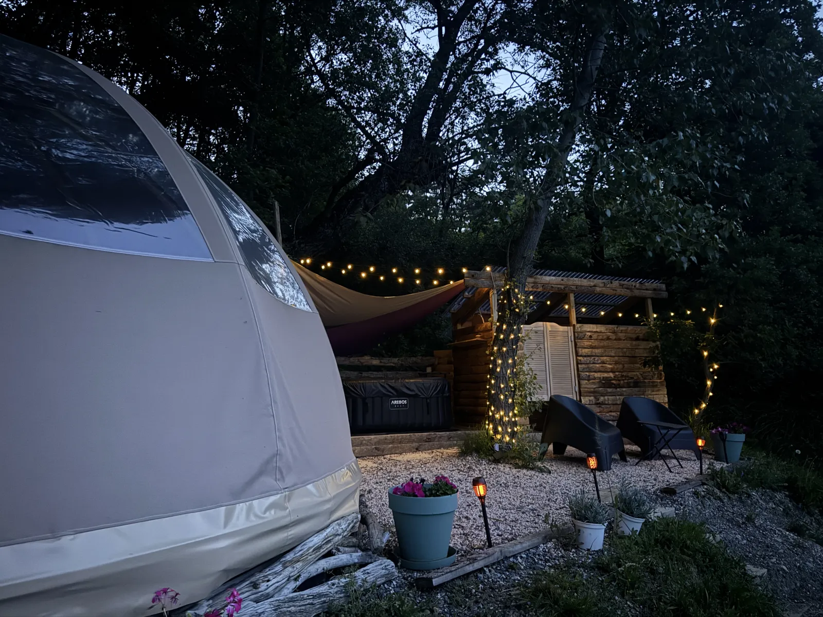 Chambre bulle sous les étoiles à Châteauroux-Les-Alpes